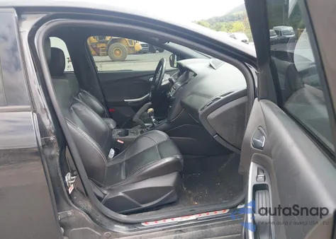 2013 Ford Focus St z USA, uszkodzony, nr VIN 1FADP3L94DL294702